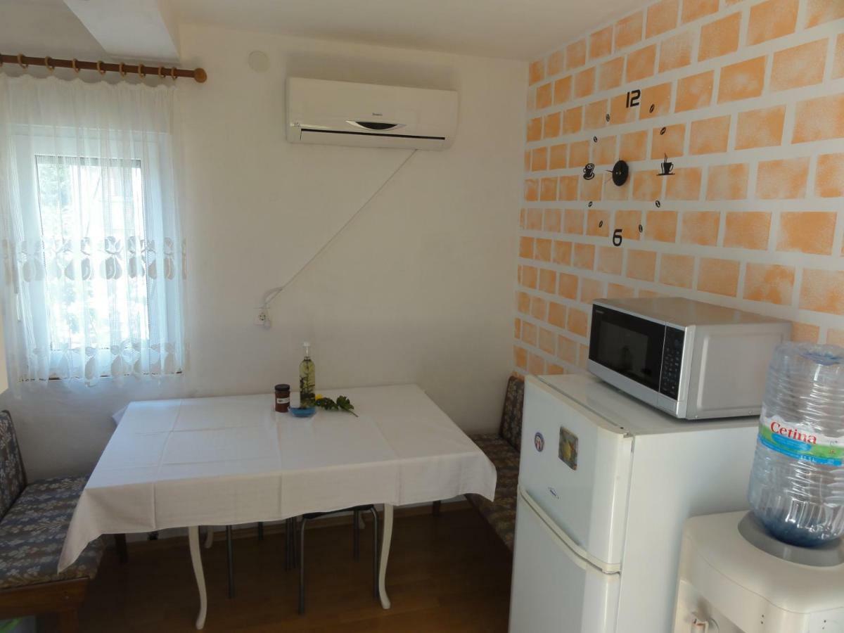Apartman Pilcik Apartment Вир Екстериор снимка